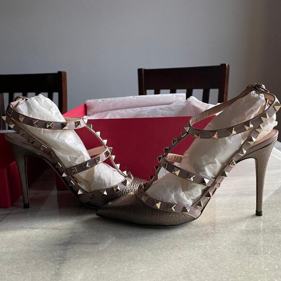 Valentino Garavani Rockstud Cage Leather Pumps with Studs **BRAND NEW** - Picture 6 of 9